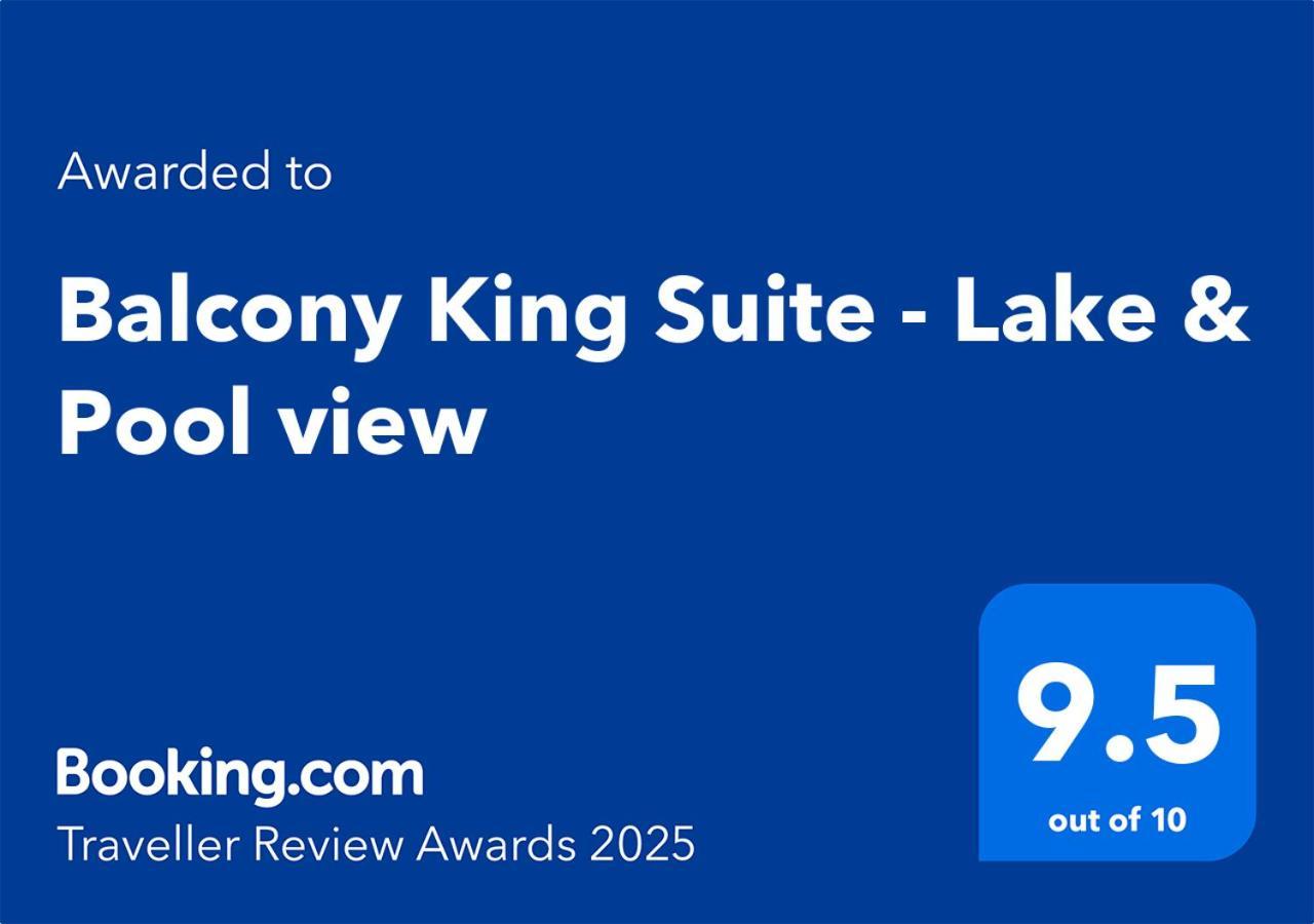 Balcony King - & Pool View *